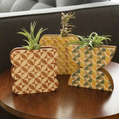 Scallop Petals Wall + Tabletop Vase Planter